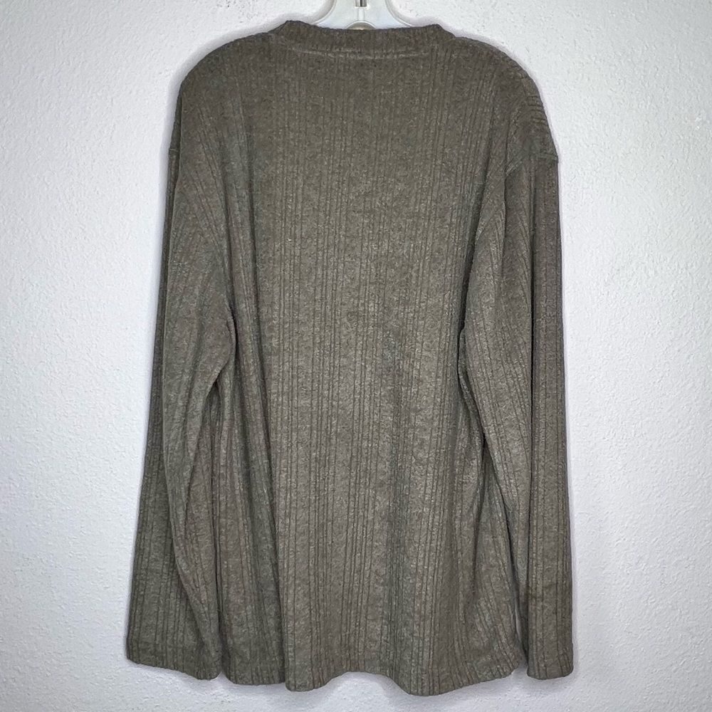 Axcess Sweater‎ - Picture 3 of 5